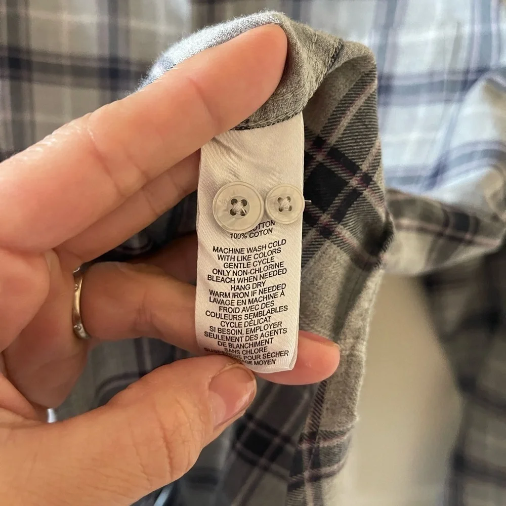 UNTUCKit button down shirt • Mens Large